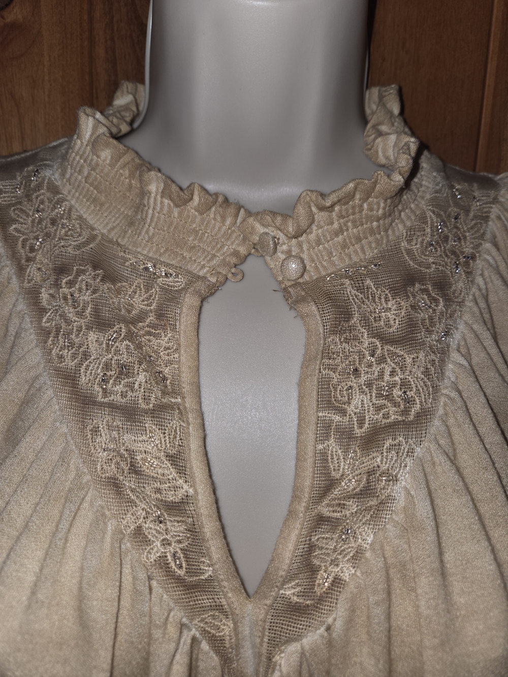 gimmicks‎ by BKE Cream Ruffled Boho Peasant Blouse - Picture 4 of 13